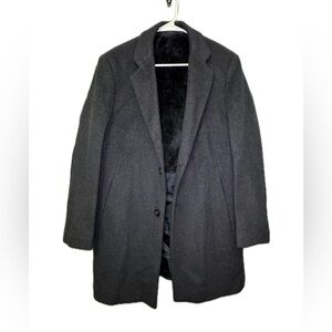 ❌SOLD❌Men’s Black Trenchcoat